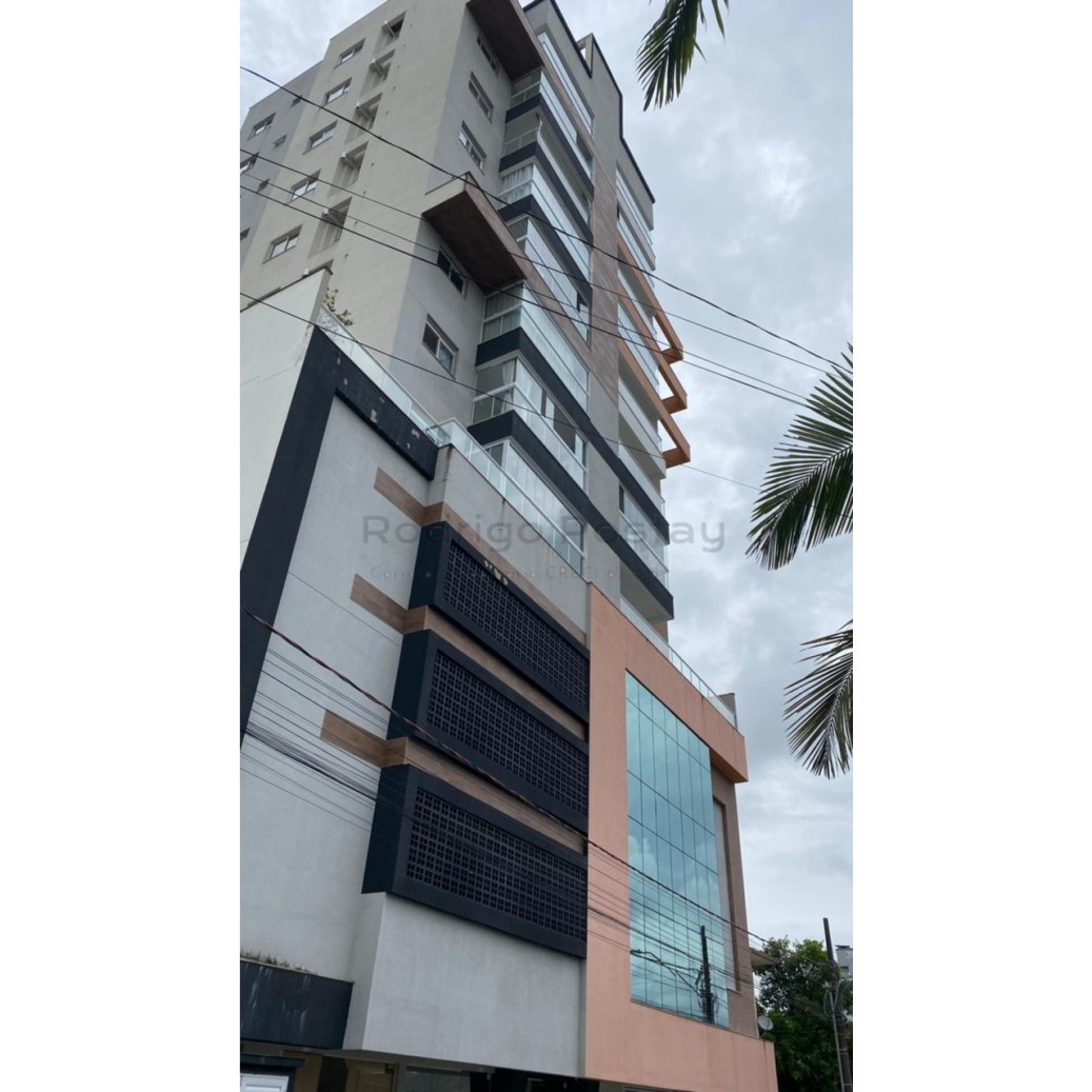 Apartamento Finamente Mobiliado no Residencial La Mar - Meia Praia
