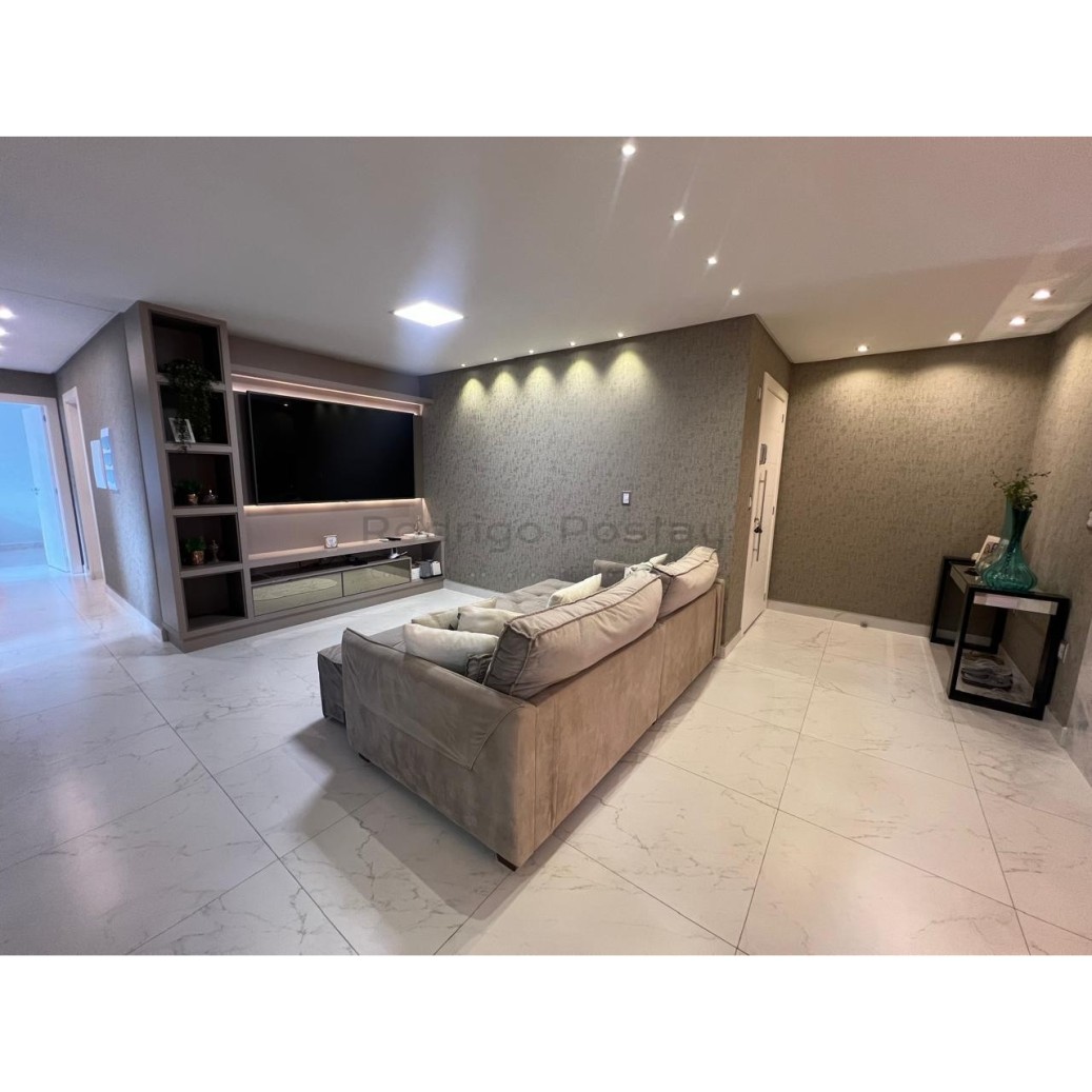 Apartamento Finamente Mobiliado no Residencial La Mar - Meia Praia