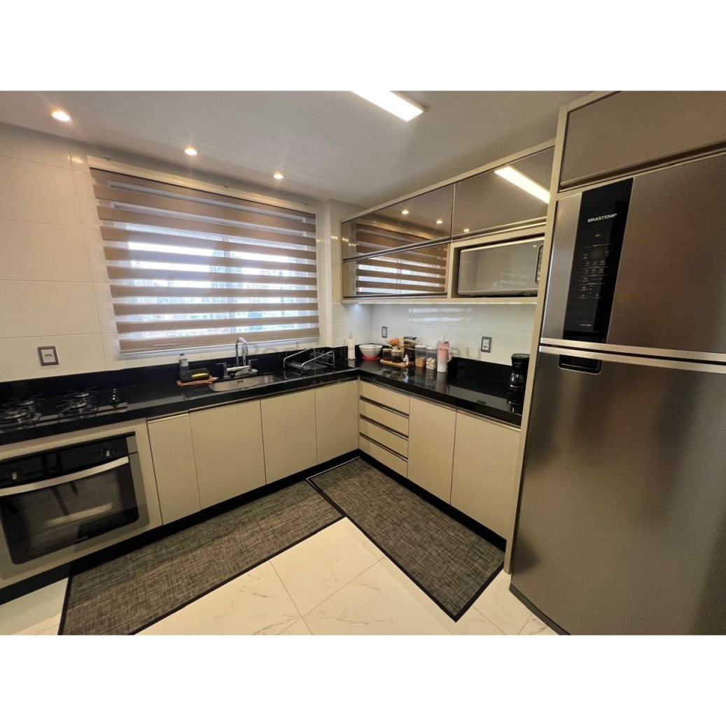 Apartamento Finamente Mobiliado no Residencial La Mar - Meia Praia