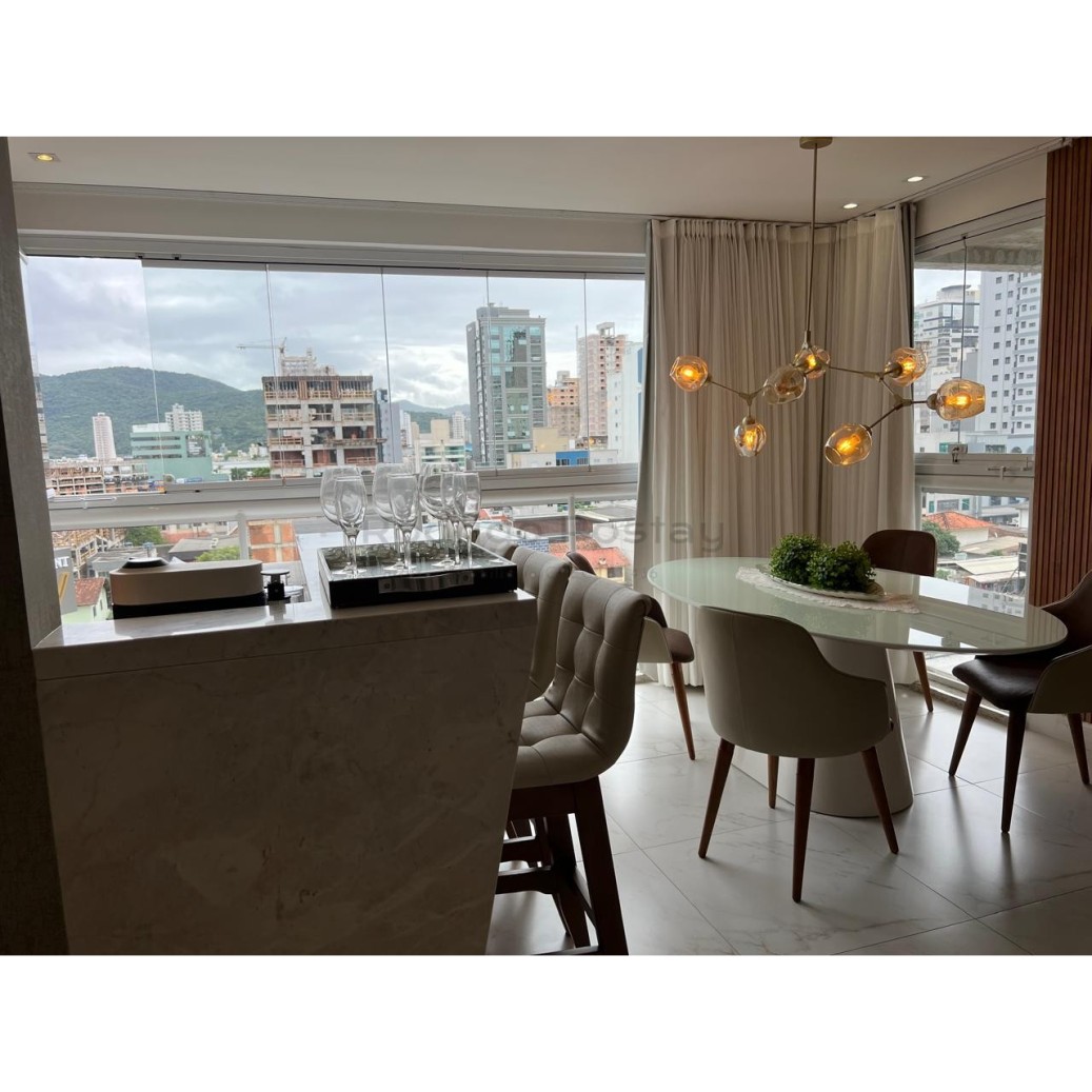 Apartamento Finamente Mobiliado no Residencial La Mar - Meia Praia