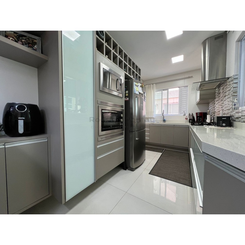 Apartamento no Residencial Império das Águas, mobiliado - Meia Praia Itapema 