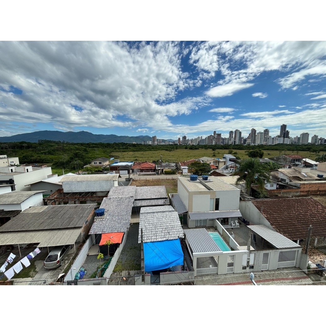 APARTAMENTO MOBILIADO NO RESIDENCIAL BELLA DEL MARE - PEREQUÊ PORTO BELO