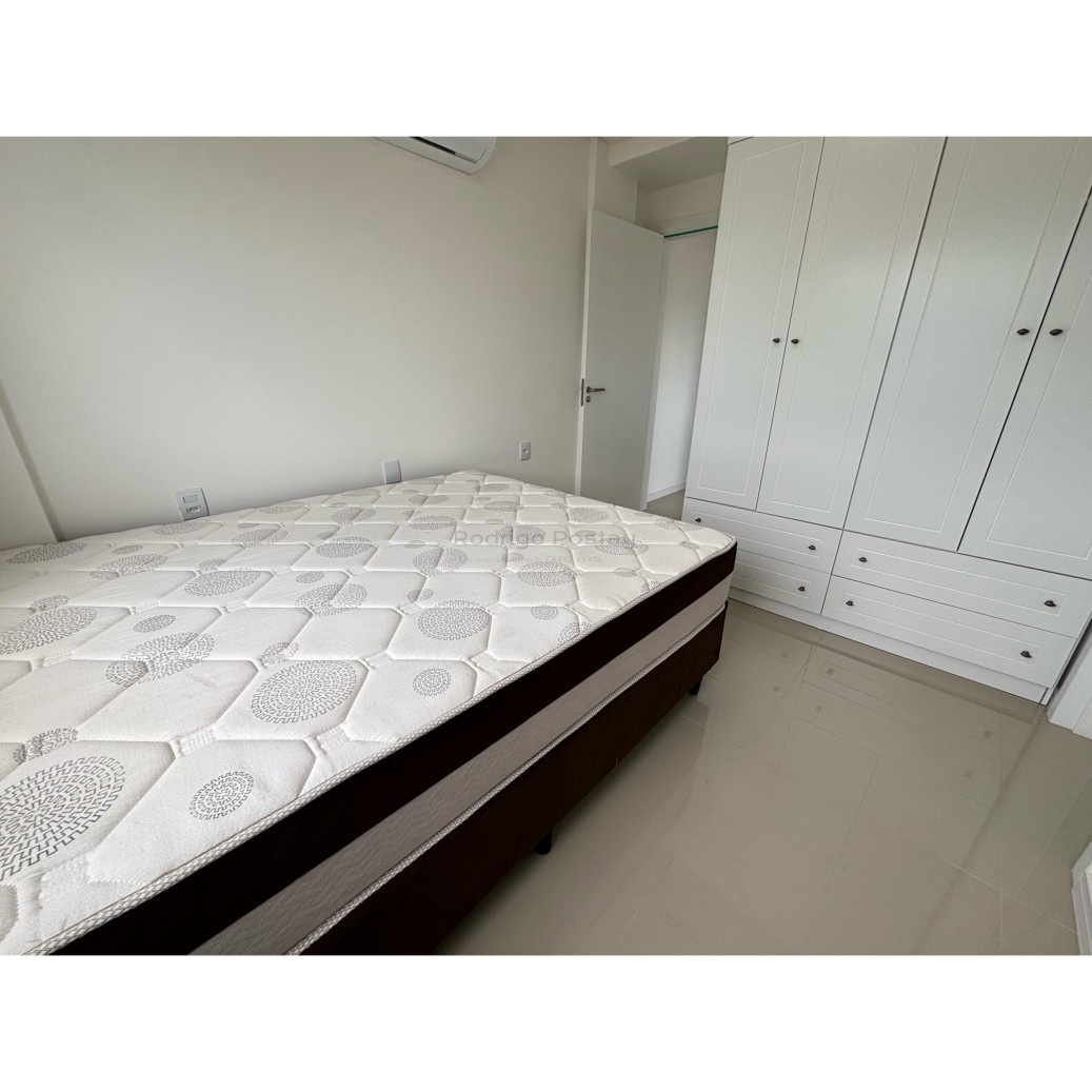 APARTAMENTO MOBILIADO NO RESIDENCIAL BELLA DEL MARE - PEREQUÊ PORTO BELO