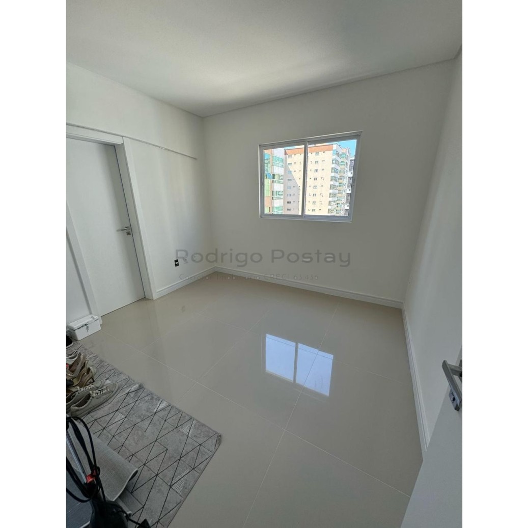 Apartamento Finamente Mobiliado no Hamburgo Residence - Meia Praia em 100x