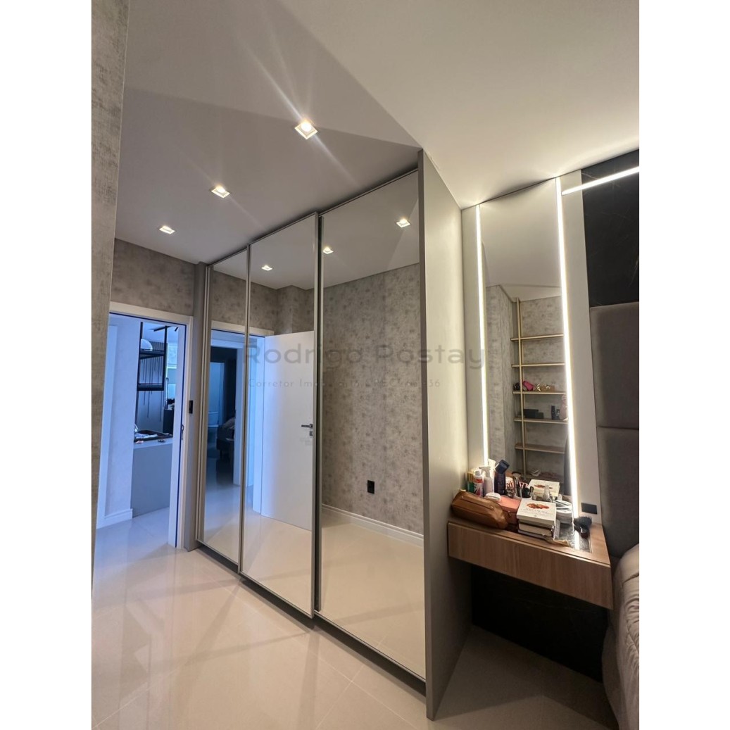 Apartamento Finamente Mobiliado no Hamburgo Residence - Meia Praia em 100x