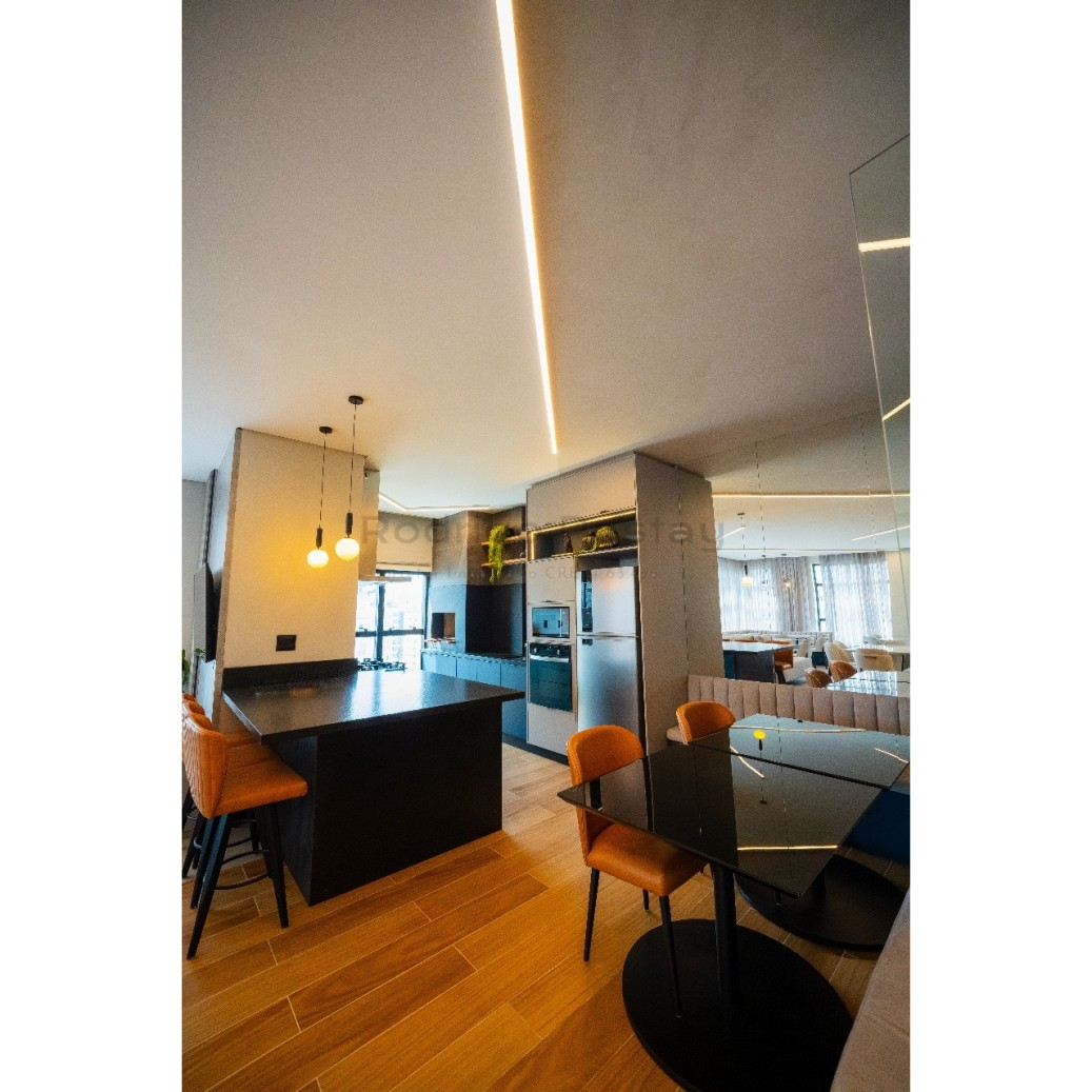 Apartamento com vista mar espetacular no Villa Horizon - Meia Praia