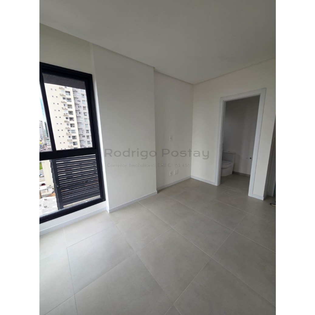 Apartamento com vista mar espetacular no Villa Horizon - Meia Praia