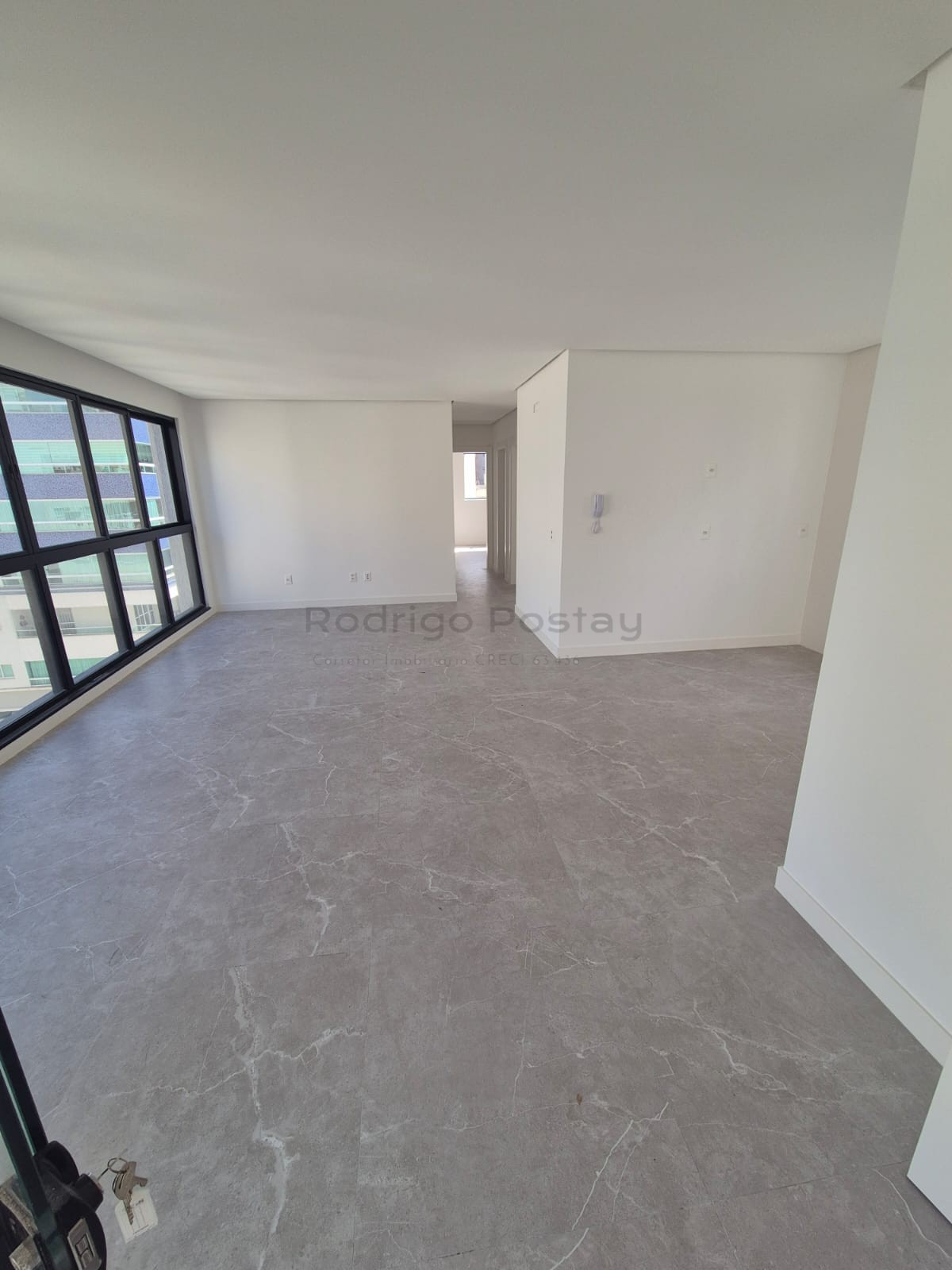 Apartamento no Residencial Santa Monica com lazer completo - Meia Praia Itapema