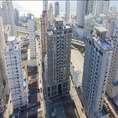 Apartamento a 250 metros do mar no Gran Safira Residence | Morretes