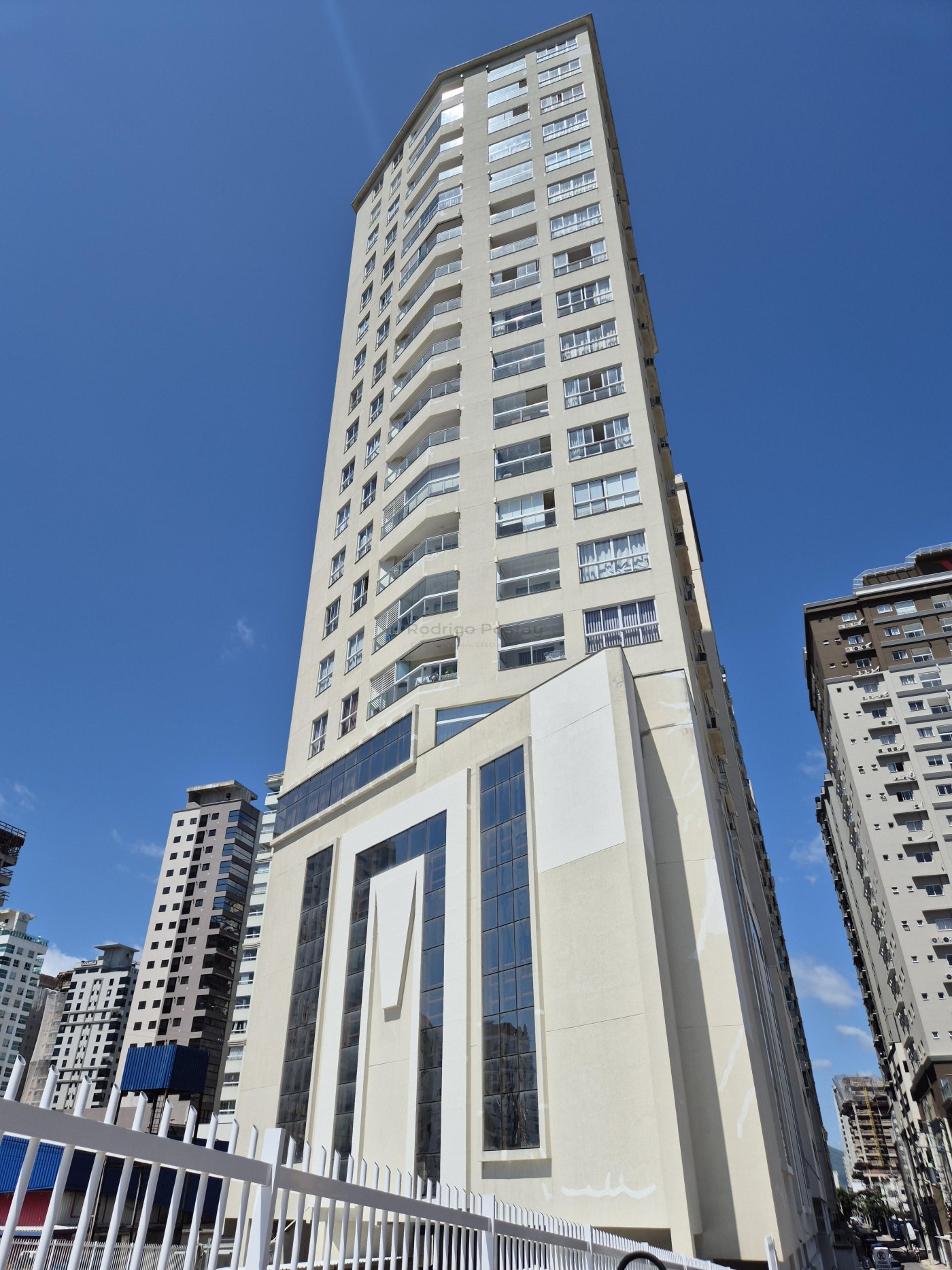 Apartamento com vista mar no Residencial Dom Bastos - Morretes Itapema