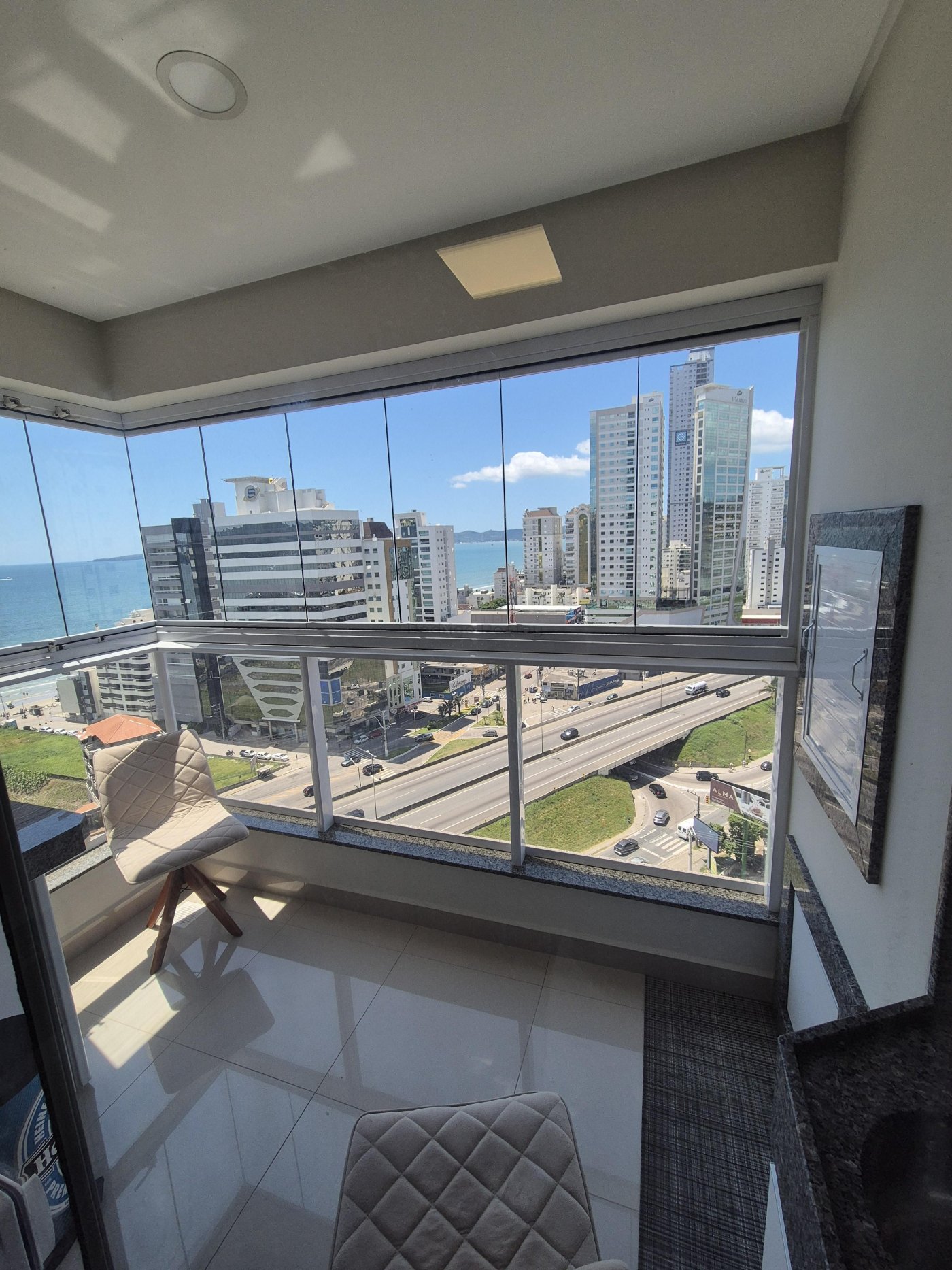 Apartamento com vista mar no Residencial Dom Bastos - Morretes Itapema
