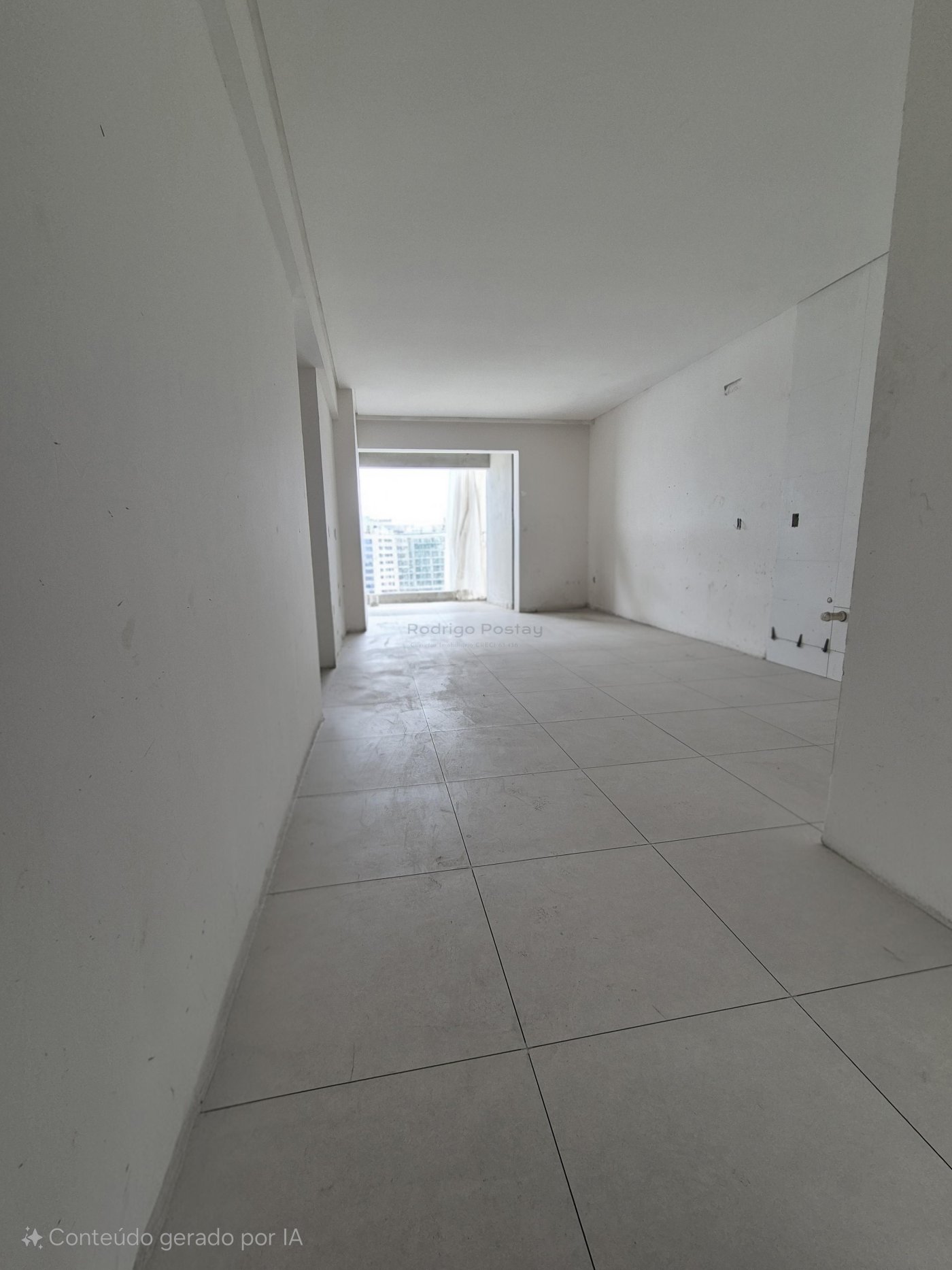Apartamento com entrada de R$ 118 mil no Residencial Ilha dos Açores no Morretes